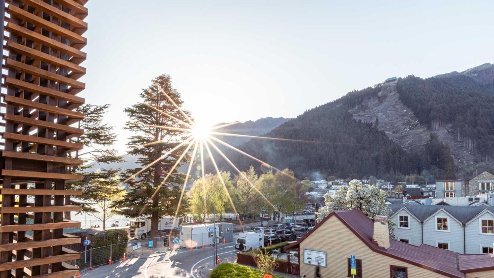 Novotel Queenstown Lakeside Exterior foto
