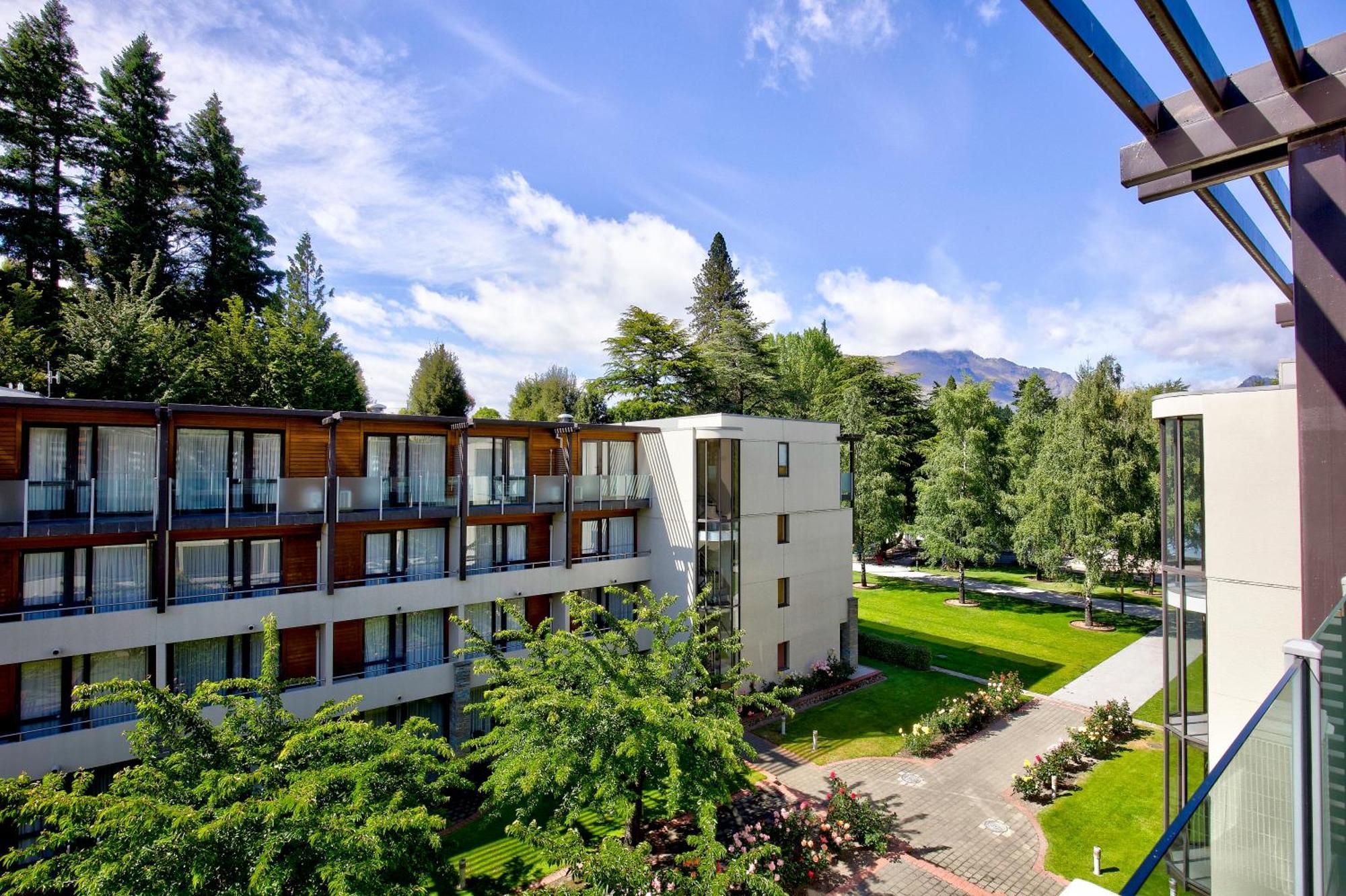 Novotel Queenstown Lakeside Exterior foto